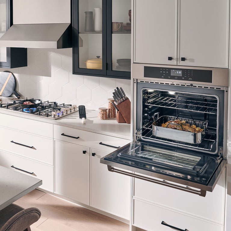 Thor 36 in. Drop-in Natural Gas Cooktop in Stainless Steel 