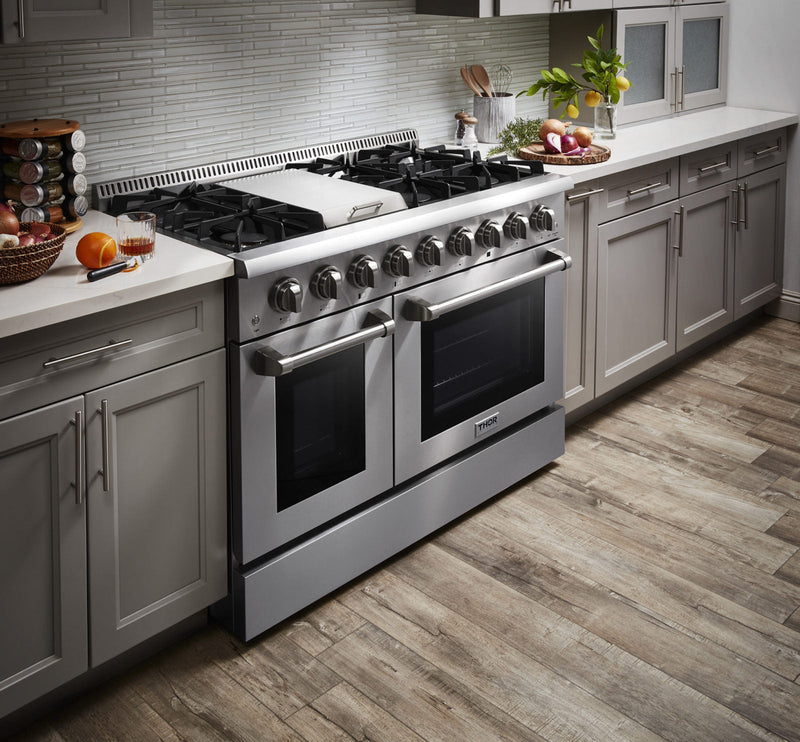 Thor Kitchen 48-Inch 6.7 cu. ft. Professional Gas Range in Stainless Steel with Double Oven HRG4808U