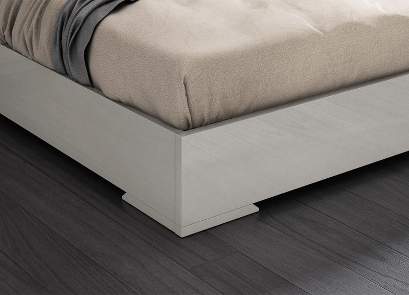 Whiteline Modern Living Anna King Bed BK1207