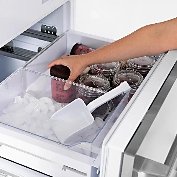 ZLINE 30" Inch Refrigerator inside looks