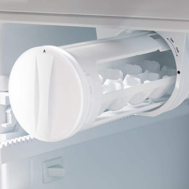 ZLINE Autograph Edition 36-Inch 22.5 cu. ft 4-Door French Door Refrigerator with Ice Maker in Stainless Steel with Polished Gold Square Handles RFMZ-36-FG