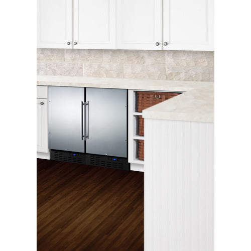 Summit 18" 8 lb. Drain-Free Icemaker 