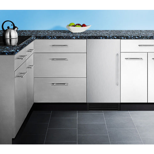 Summit Built-In 50 lb. Clear Icemaker 